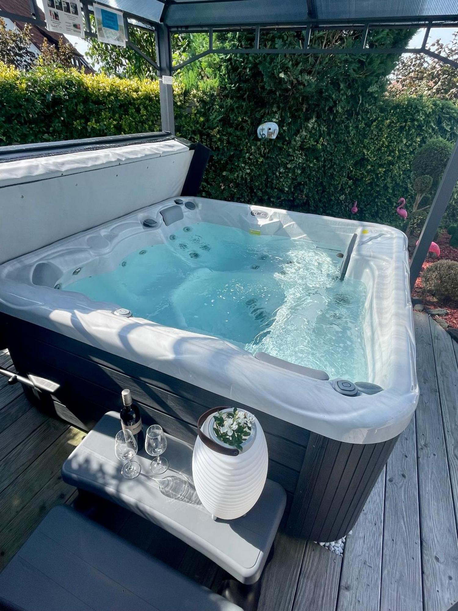 Ferienwohnung Schlossblick - 4 Sterne Sauna Pool Whirlpool Exklusiv Браунфельс Экстерьер фото