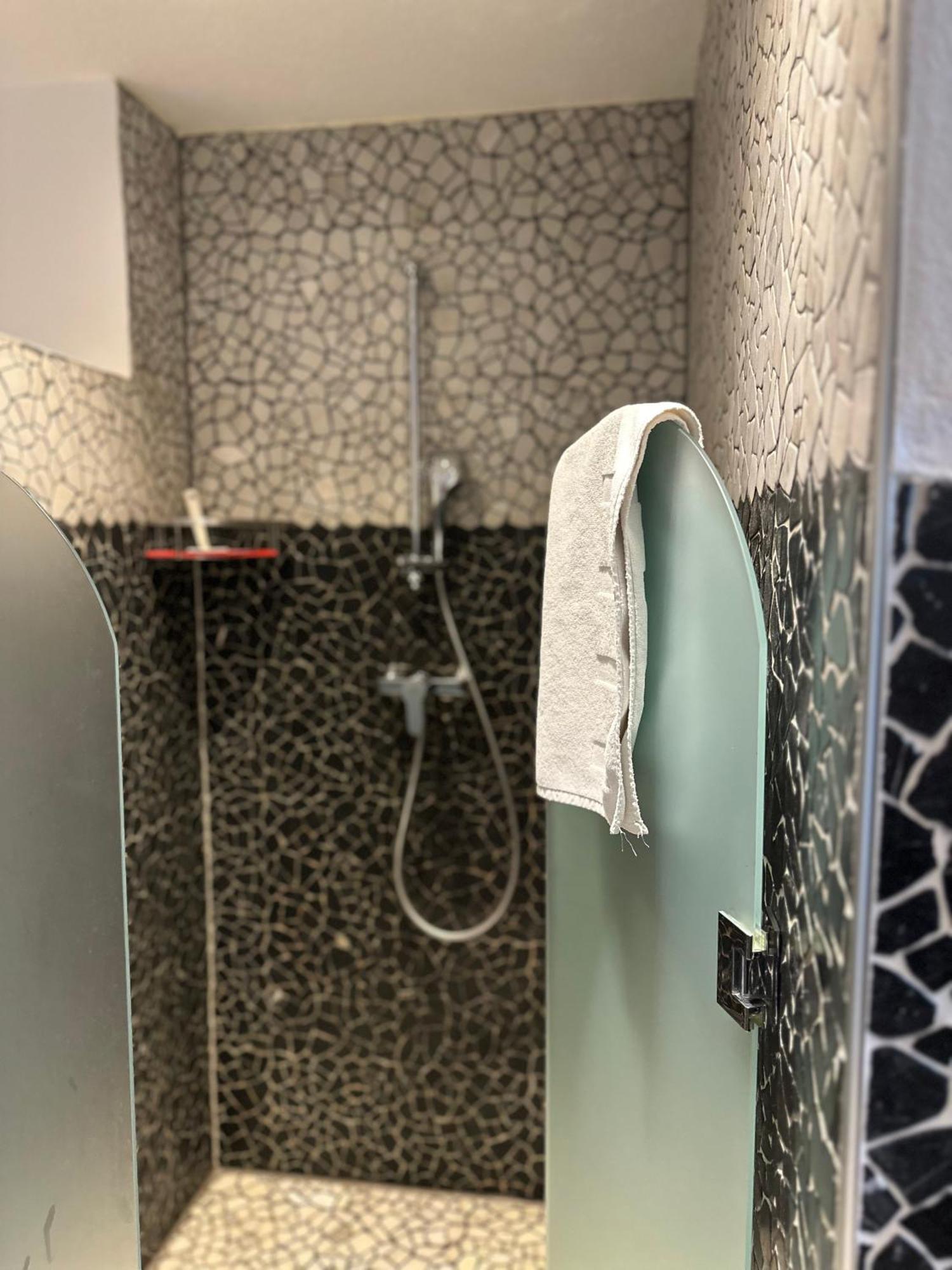 Ferienwohnung Schlossblick - 4 Sterne Sauna Pool Whirlpool Exklusiv Браунфельс Экстерьер фото